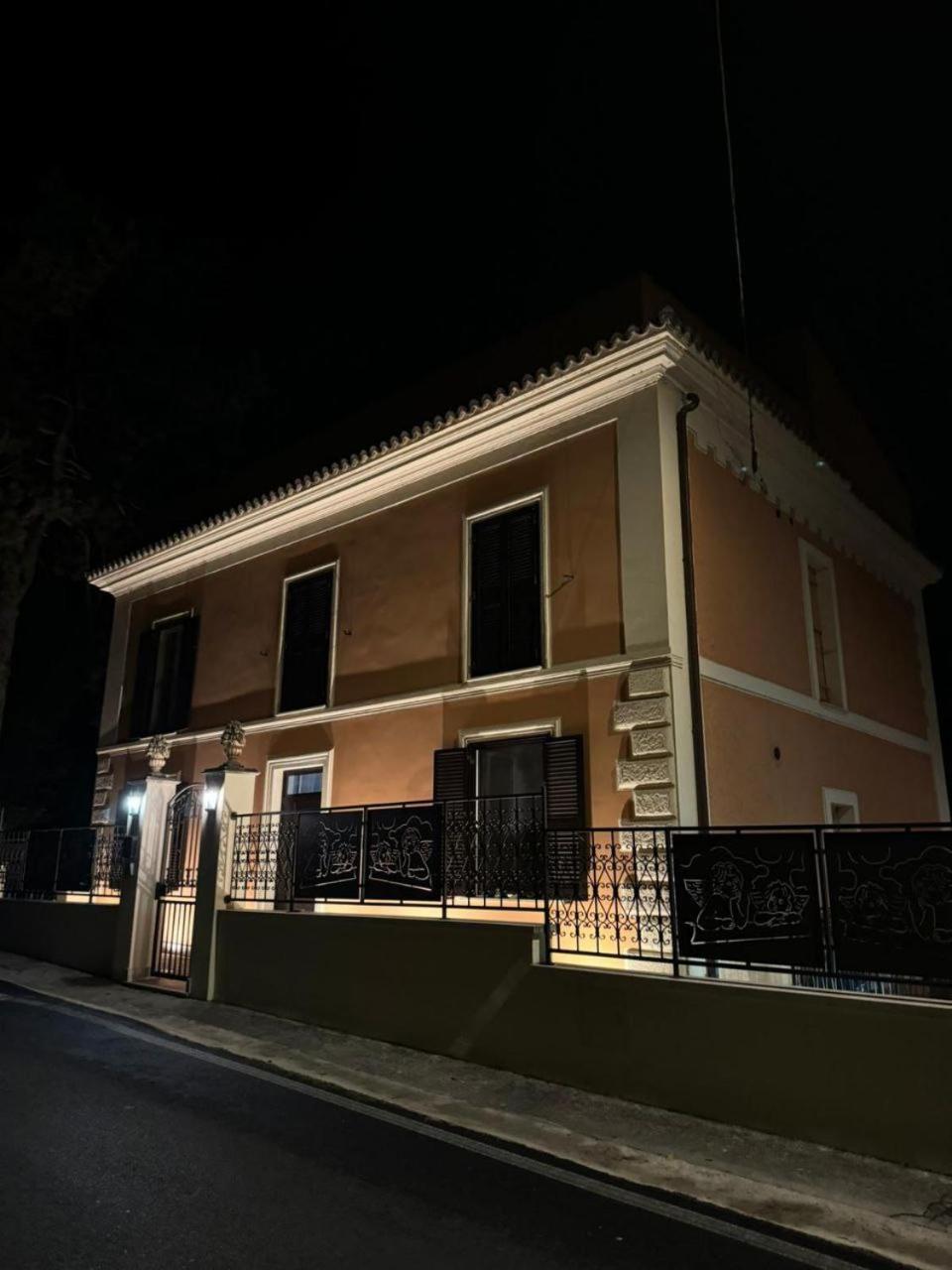 Villino Chelidonia Subiaco Acomodação com café da manhã Exterior foto